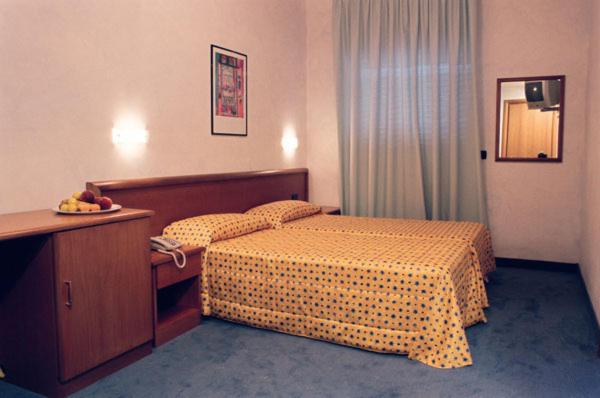 卡尔马尼奥拉意大利酒店的相册照片