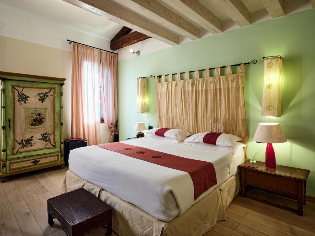 拉维拉季图酒店客房内的一张或多张床位