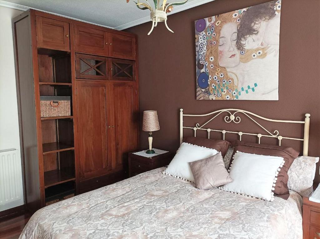 Apartamento El Rincón de Pilar客房内的一张或多张床位
