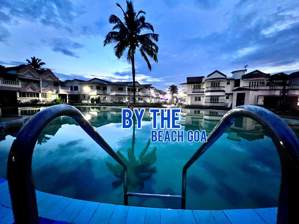 Villa By The Beach Goa内部或周边的泳池