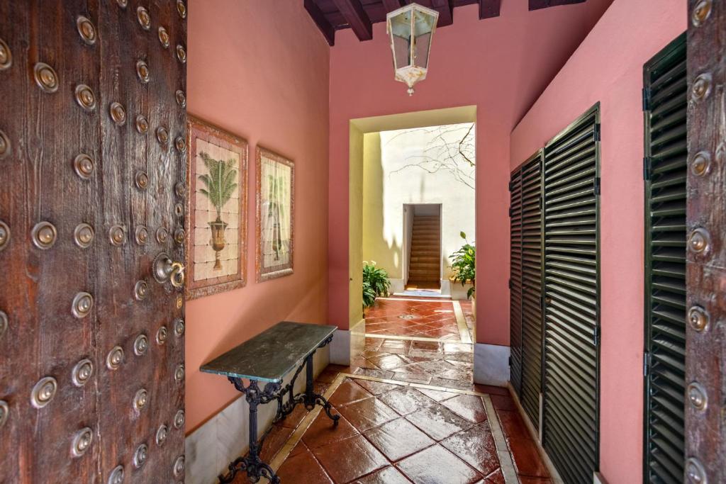 Museum Duplex and Patios, Historical Center, 8 pax平面图
