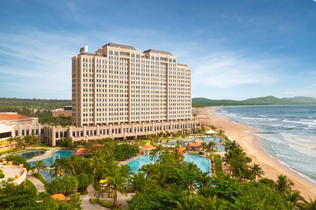 后川Holiday Inn Resort Ho Tram Beach, an IHG Hotel的相册照片