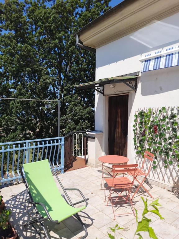 MontoneTorretta Suite nel borgo medievale的相册照片