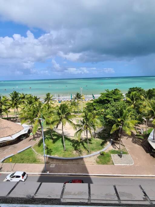 海景或在公寓看到的海景