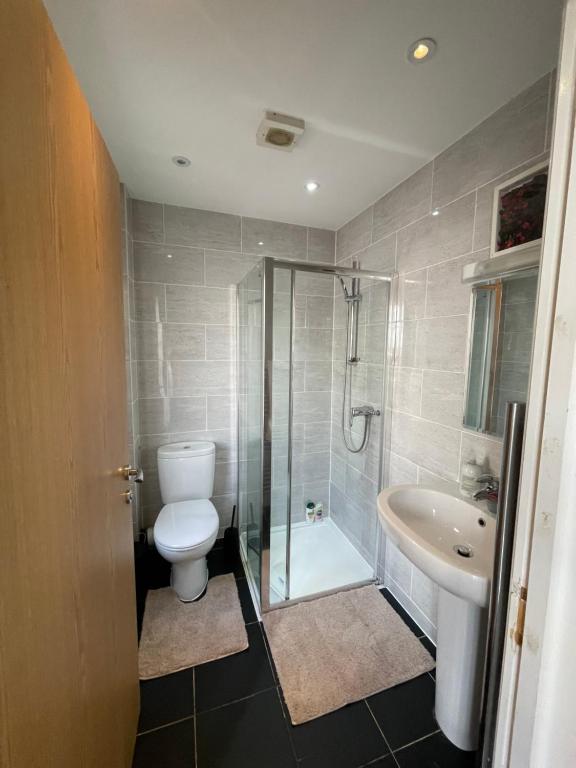 Woolwich3 bed apartment in London Plumstead的相册照片