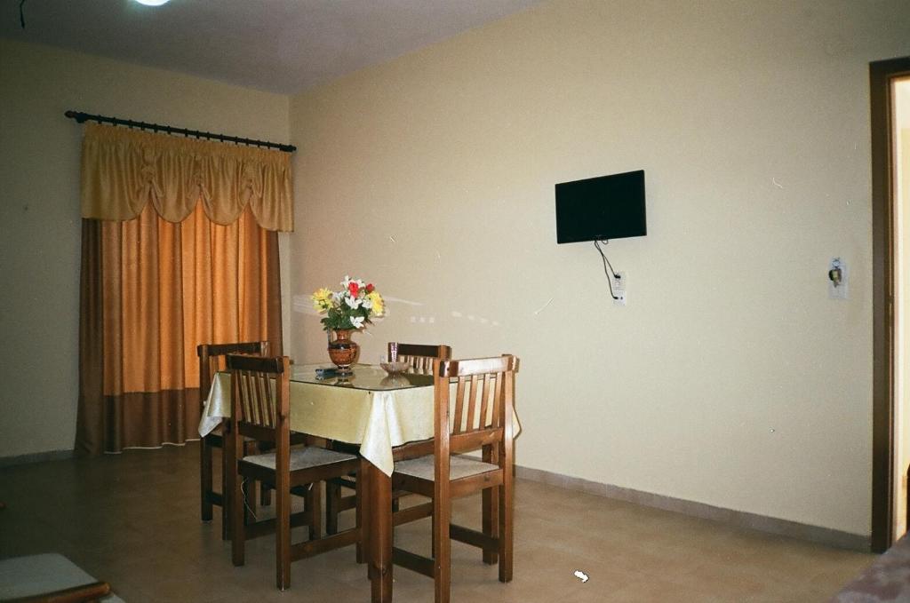 普拉塔尼亚斯约翰公寓的相册照片