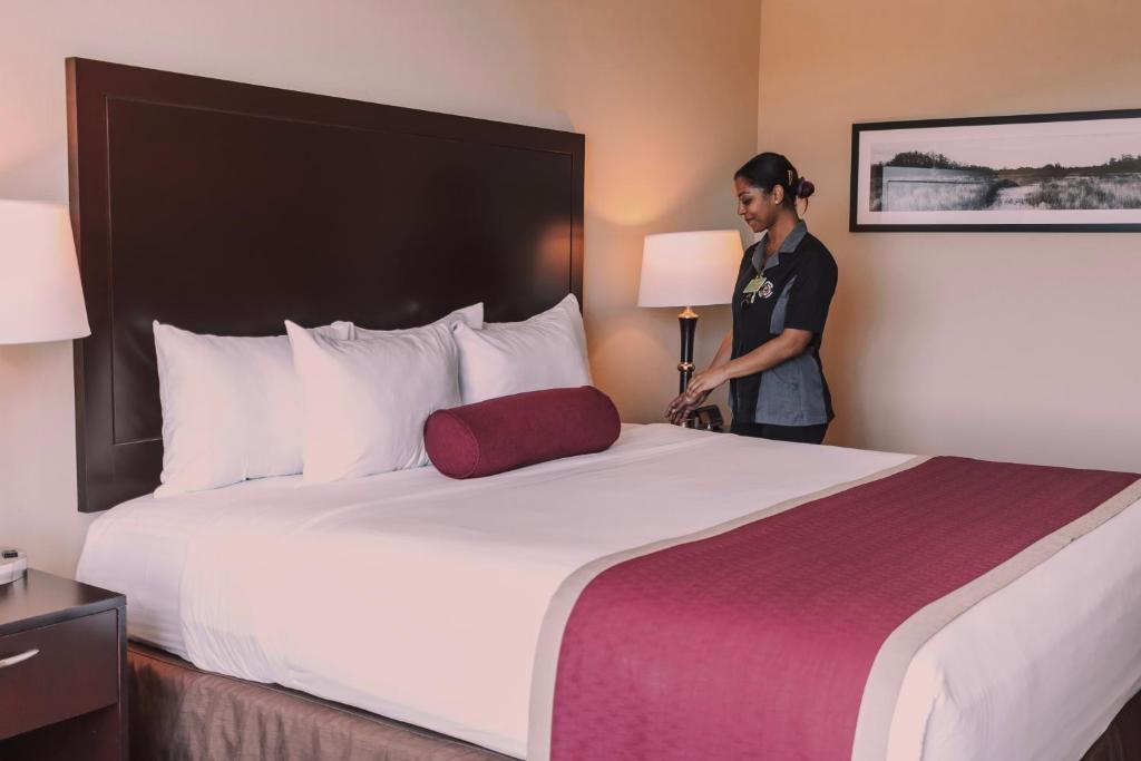Miccosukee Casino &amp; Resort客房内的一张或多张床位