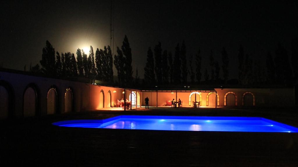 维坎尼塔酒店与小屋度假村内部或周边的泳池