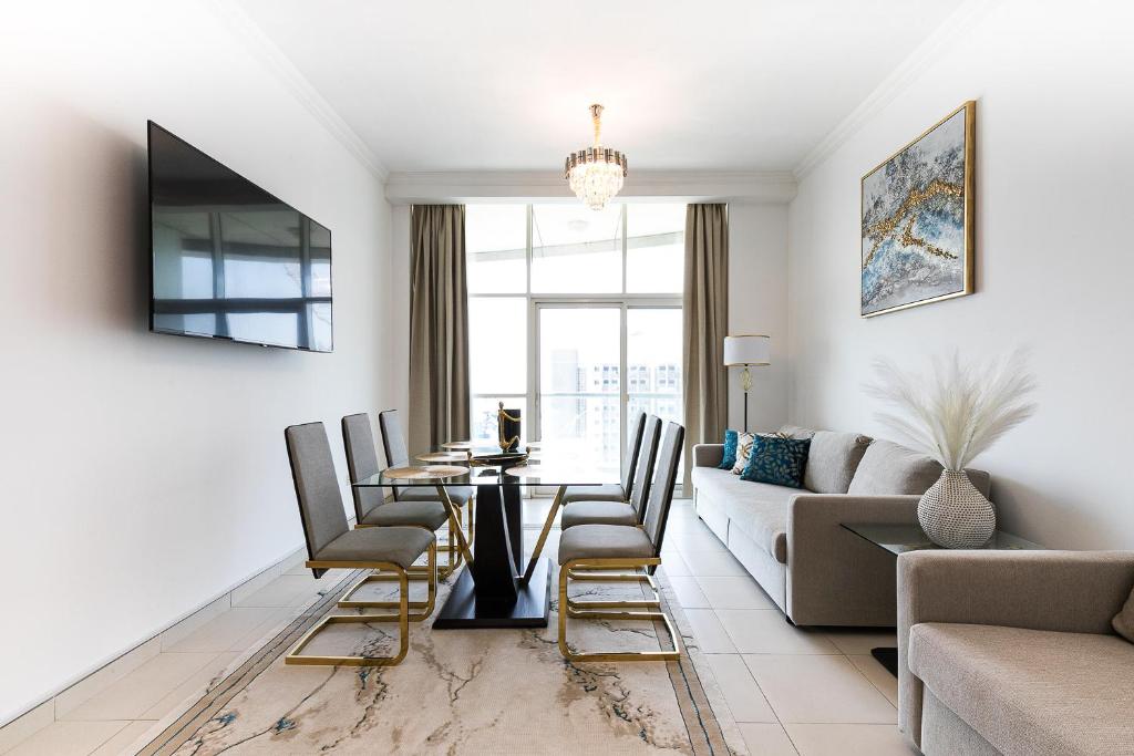 Picture of Cosy Apartment With Amazing Beach View - Travelocity