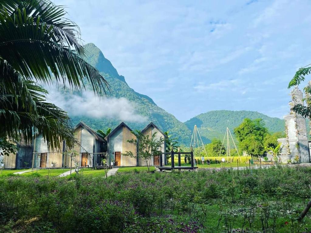 万荣Vangvieng Angsavanh Resort的山居的 ⁇ 染