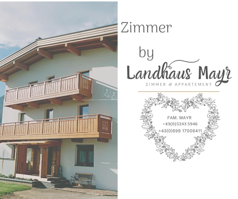 MaurachZimmer bei Landhaus Mayr的带阳台的房子的照片