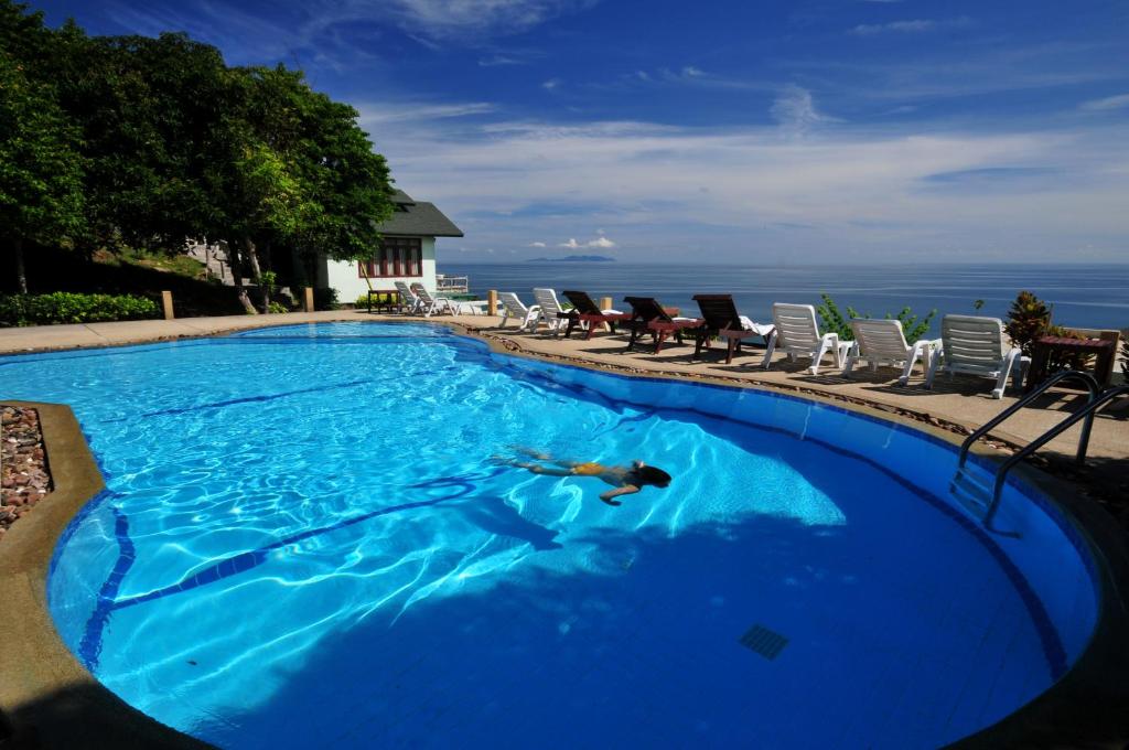 帕岸岛乌托邦度假酒店内部或周边的泳池
