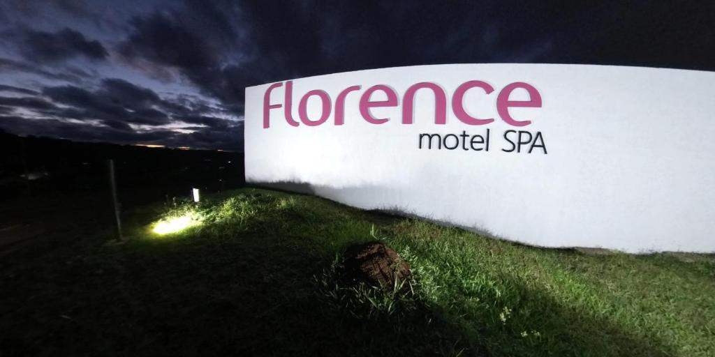 圣安热卢Florence Motel - Sto Ângelo的地表上的摊销模型的标志