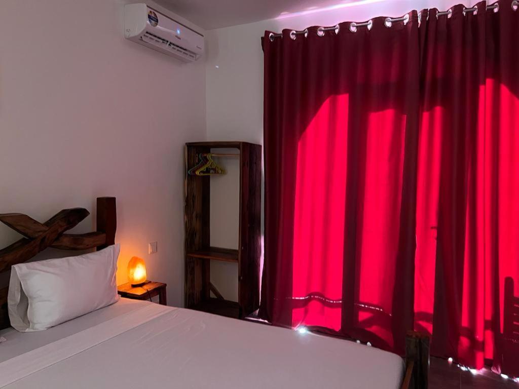 Lala salama Kendwa villas客房内的一张或多张床位