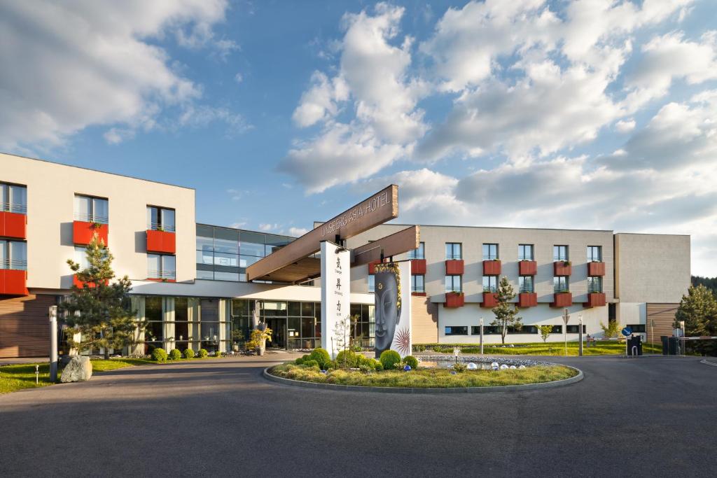 巴特埃拉赫林斯伯格亚洲酒店及温泉Spa-仅限成人的医院的 ⁇ 染