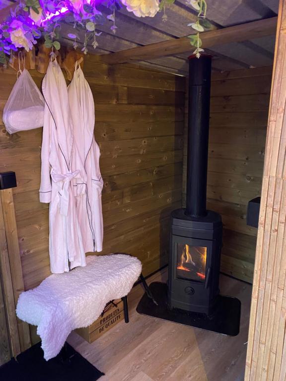 Cabane au style scandinave et son bain nordique平面图