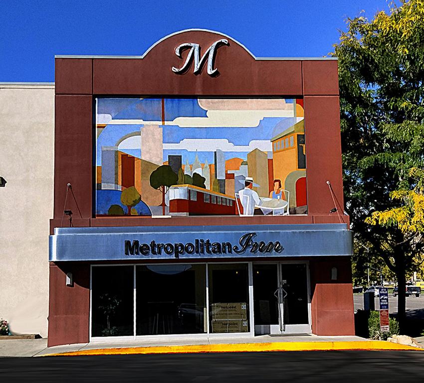 盐湖城大都会盐湖城酒店的一座墨西哥咖啡馆,在建筑物的一侧画着一幅画
