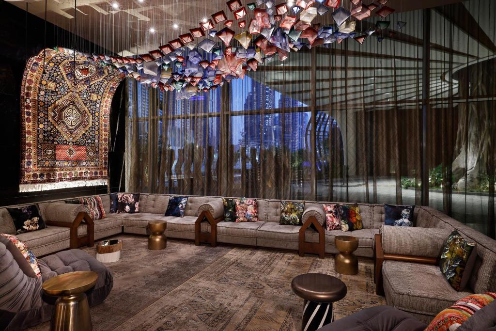 W Dubai - Mina Seyahi的休息区