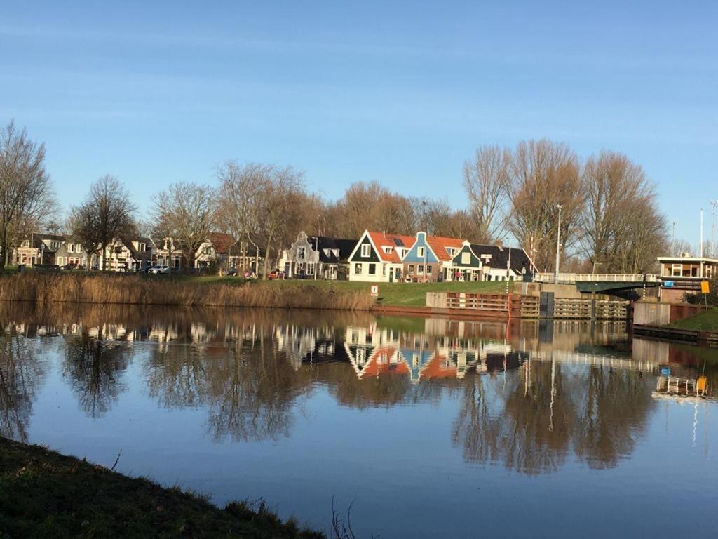 阿姆斯特丹B&B Canal Sight的水中流水,水中流水,水中流水