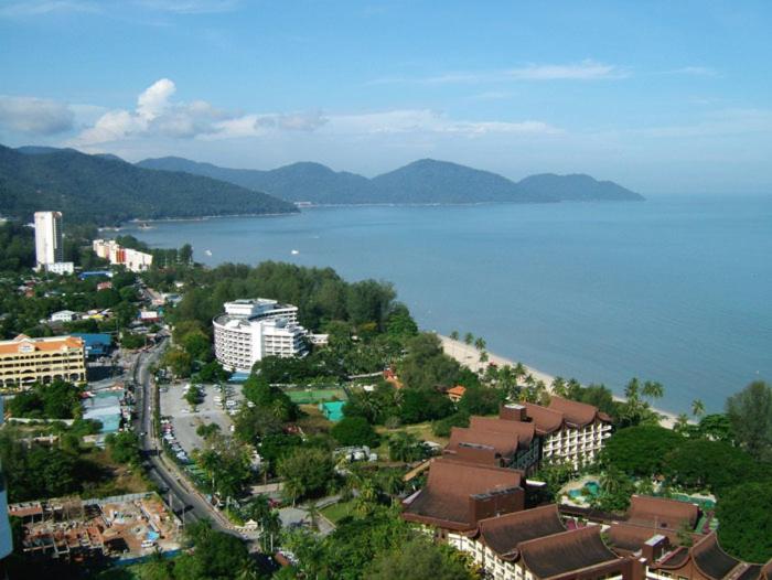 Susies VIP Seaview Resort Suites at Sri Sayang Batu Ferringhi鸟瞰图