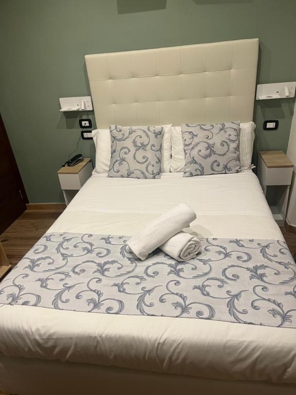 韦罗内塞酒店客房内的一张或多张床位