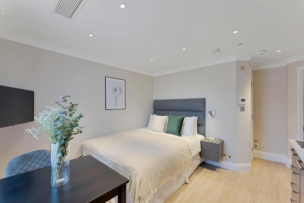 Cleveland Residences Paddington客房内的一张或多张床位