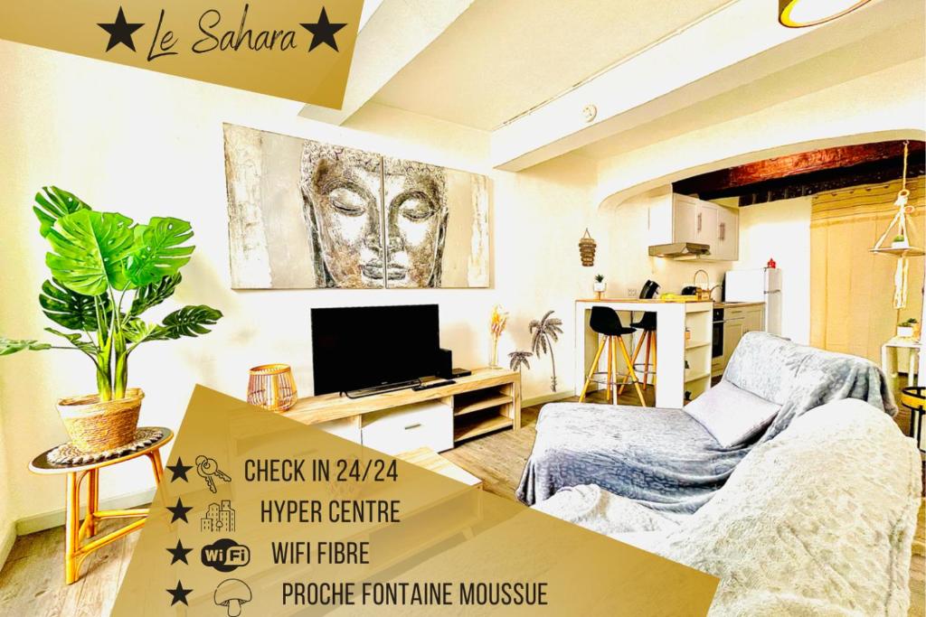 普罗旺斯地区萨隆*Le Sahara*Hyper Centre*Wifi*的一间带电视的客厅