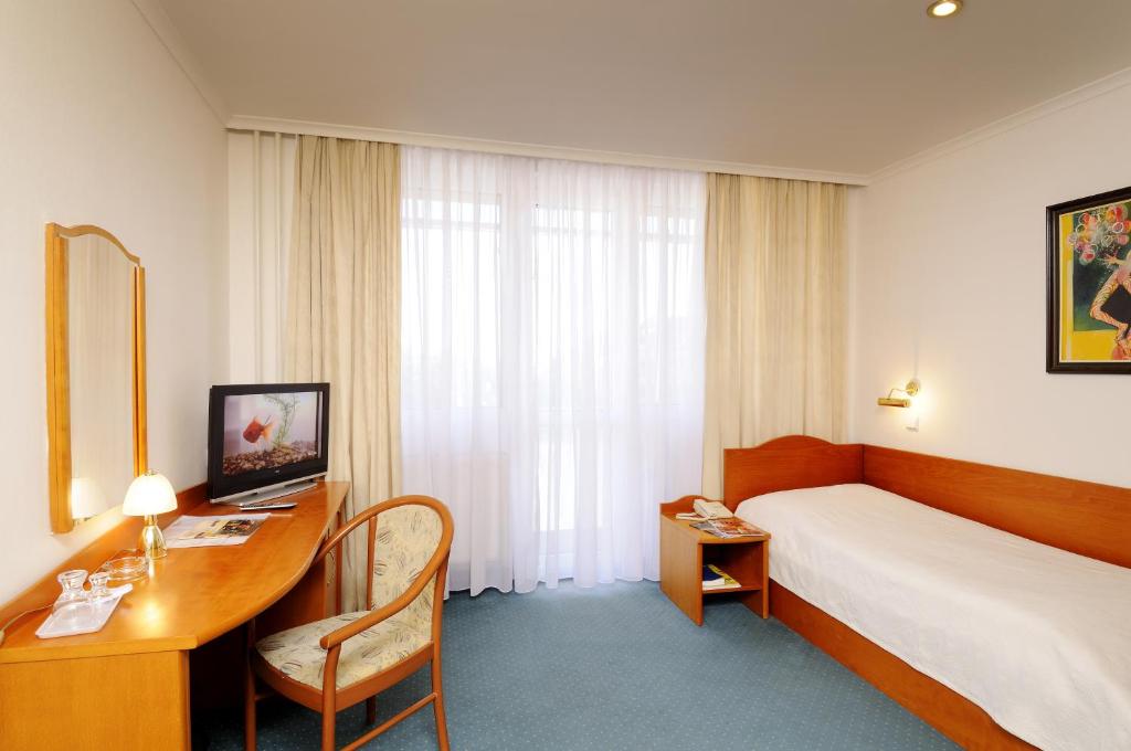 杜克拉酒店客房内的一张或多张床位