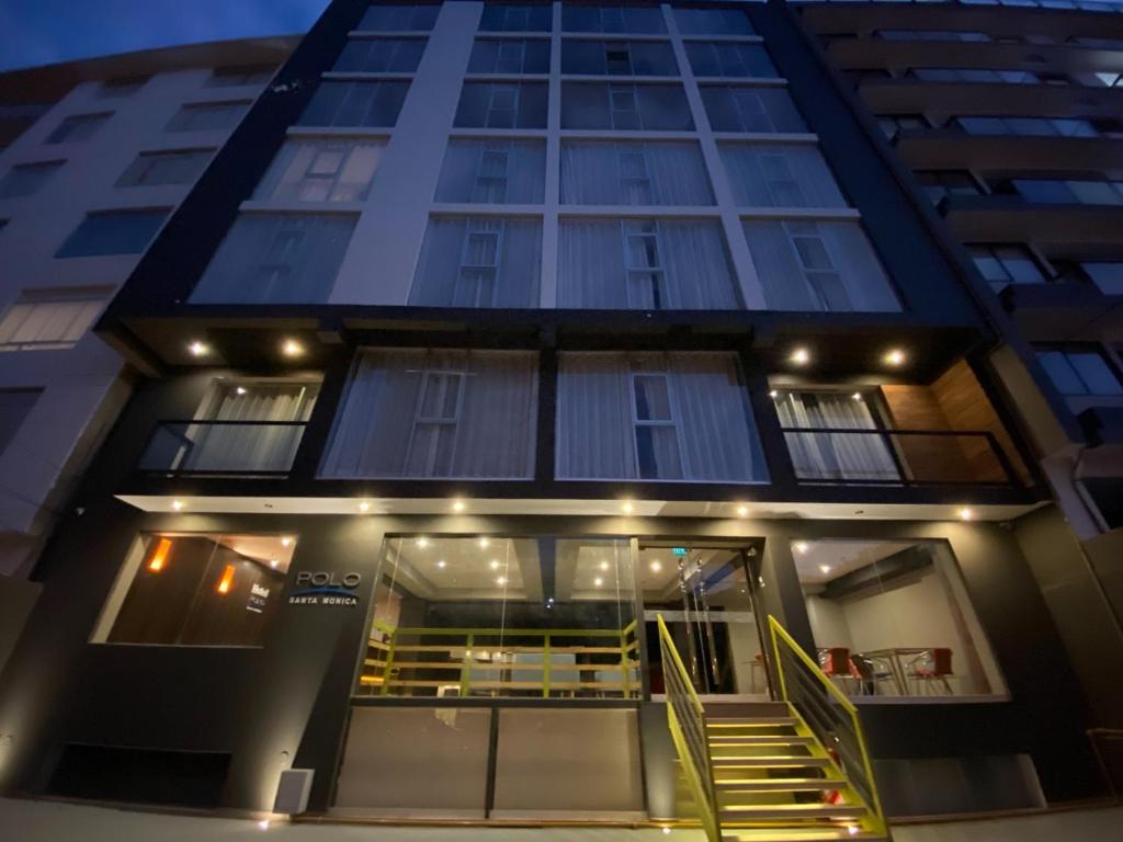 HOTEL POLO CORPORATIVO SANTA MONICA平面图