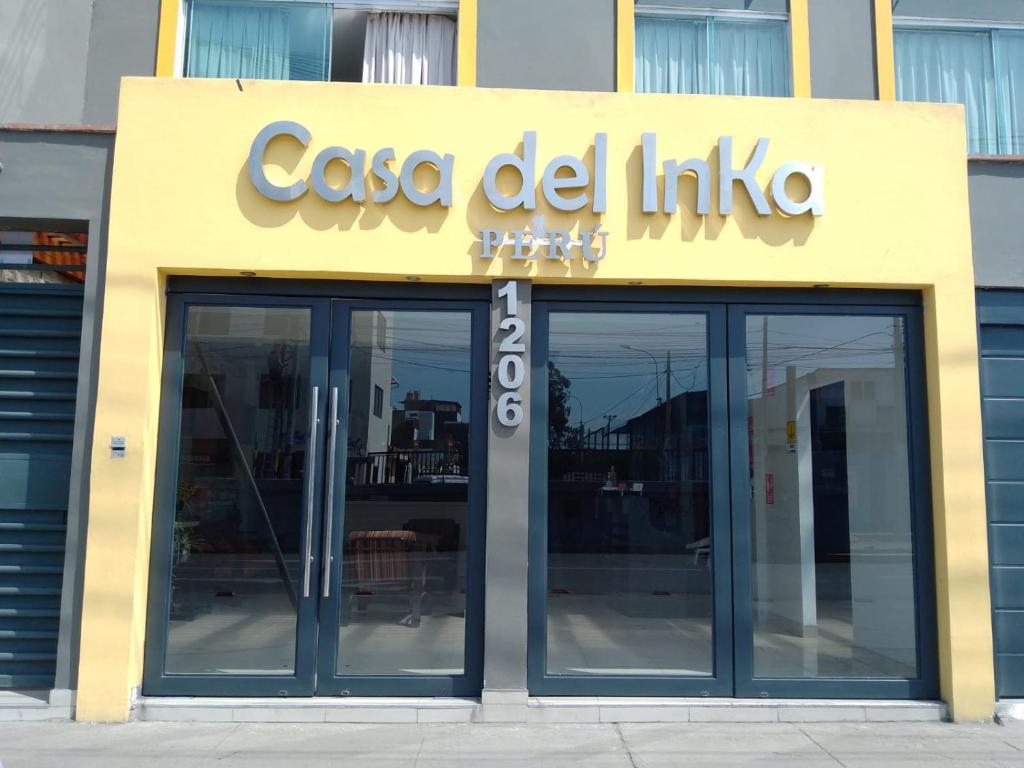 利马Casa del Inka Perú的卡萨德尔里布罗公寓 - 带玻璃门