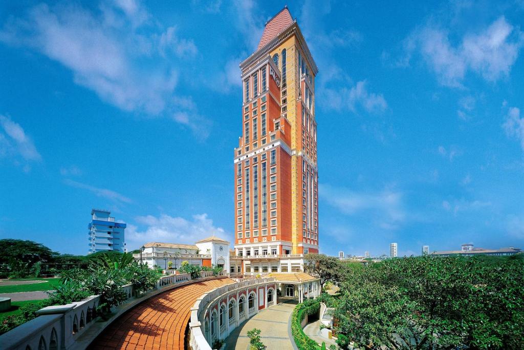 孟买ITC Grand Central, a Luxury Collection Hotel, Mumbai的天空城市的高楼