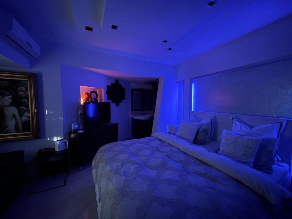 Eilat Beach House客房内的一张或多张床位