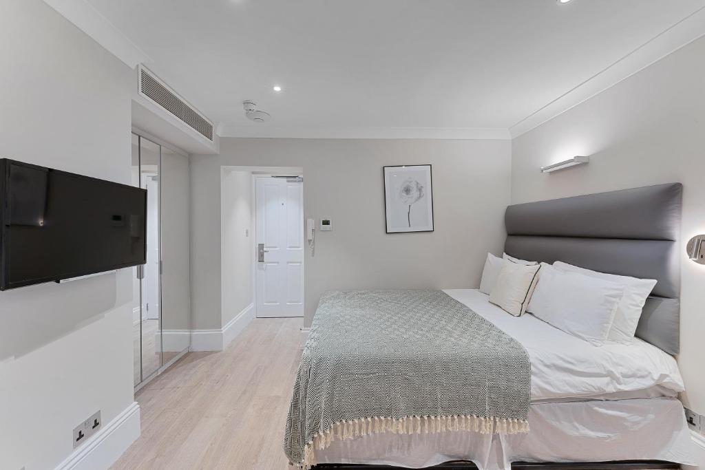 Cleveland Residences Paddington客房内的一张或多张床位