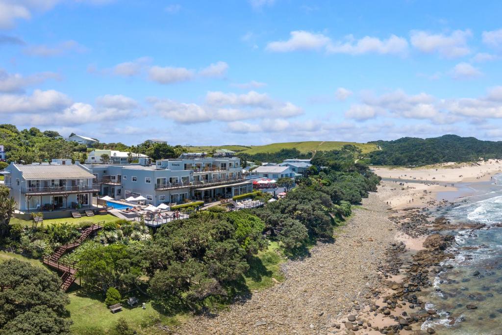 摩根湾摩根湾酒店的享有度假胜地和海滩的空中景致