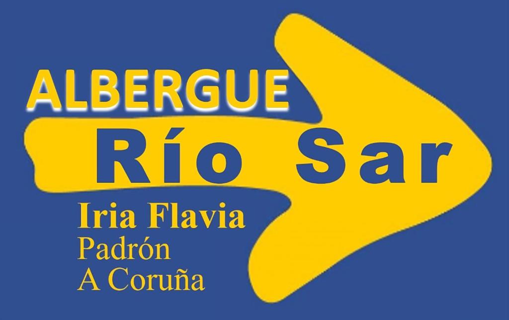 帕德隆Albergue cafetería Río Sar的黄标,用alberotide ribosar的字眼