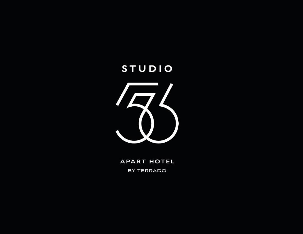 安托法加斯塔Studio 56 by Terrado的一家6号酒店的标志