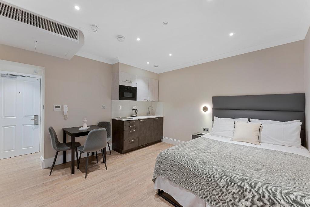 Cleveland Residences Paddington客房内的一张或多张床位