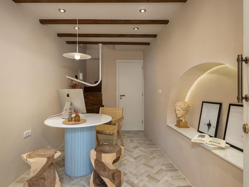 Artemide city places _Leon tiny suite的厨房或小厨房