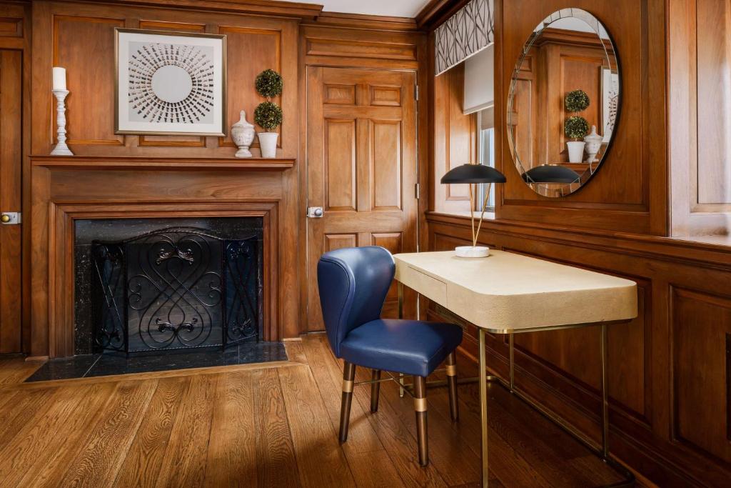 Hampton Inn Washington DC White House的休息区