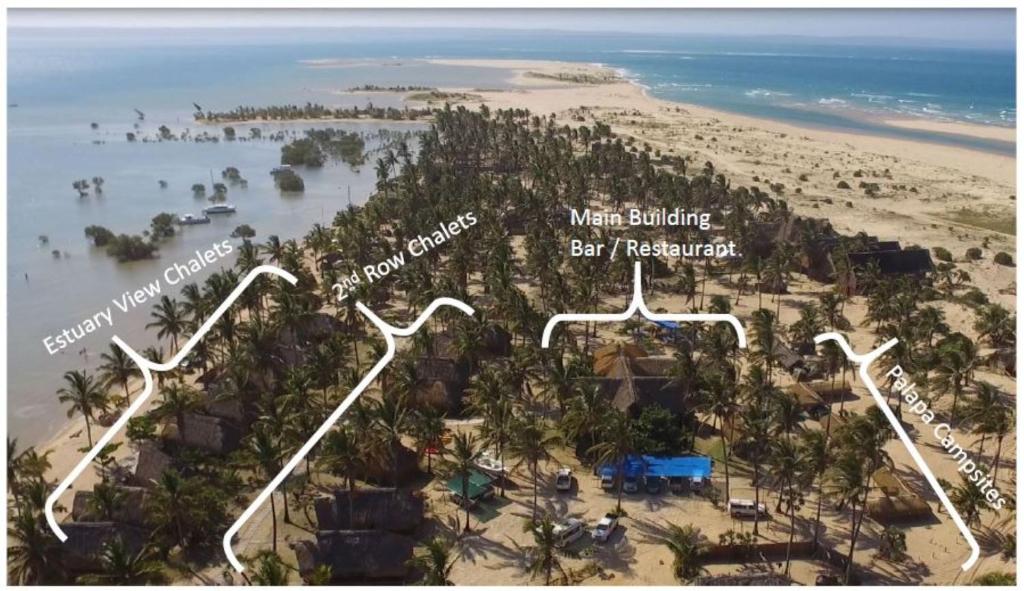 伊尼扬巴内Barra Dica - CAMPING的海滩上水俱乐部的地图