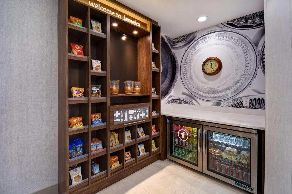 Hampton Inn NY-JFK平面图