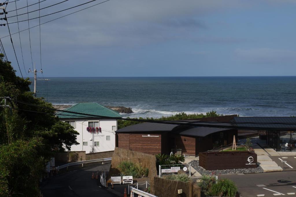 Momiyama太平洋を見渡せる海浜リゾート貸切観海荘チャオ的从大楼内可欣赏到海景