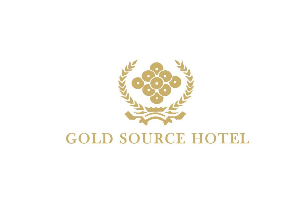 利马Gold Source Hotel的黄金源酒店标志