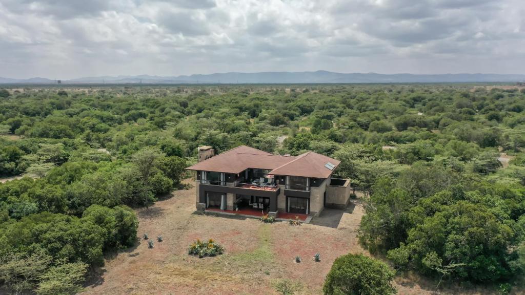 纳纽基Ol Pejeta Mansion的地心房屋的空中景观