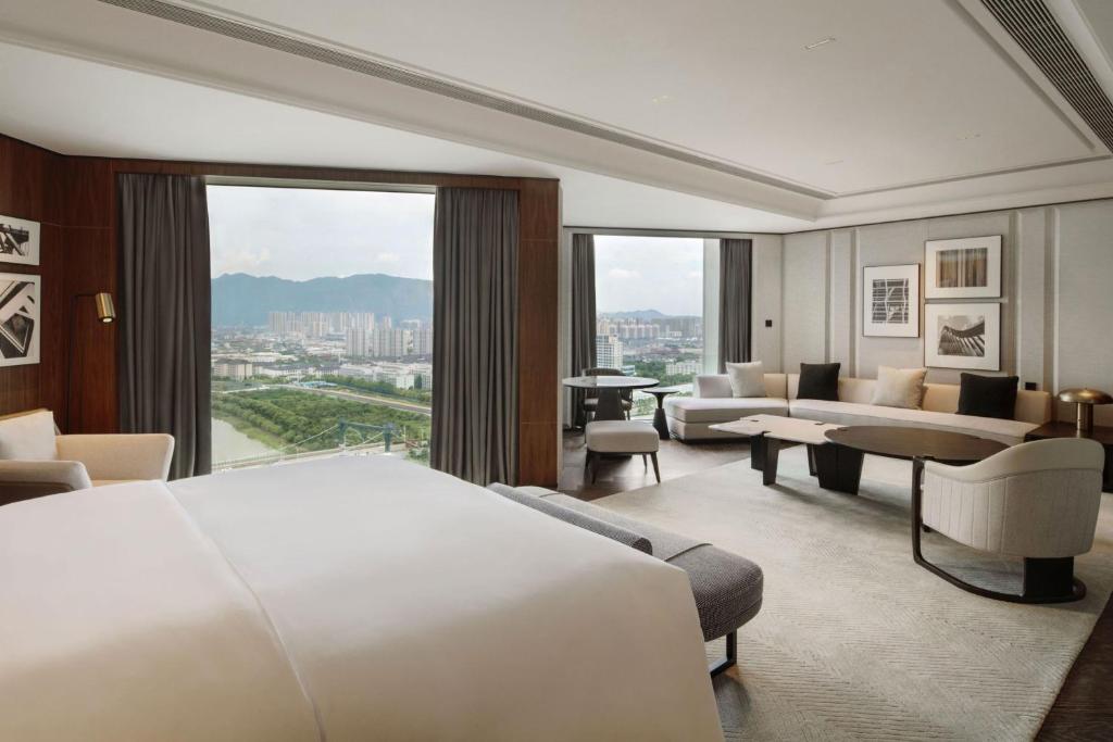 山景或在酒店看到的山景