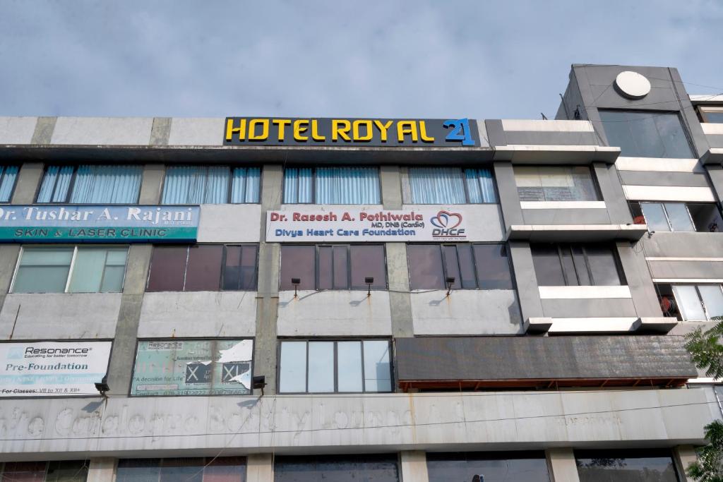 HOTEL ROYAL 21平面图