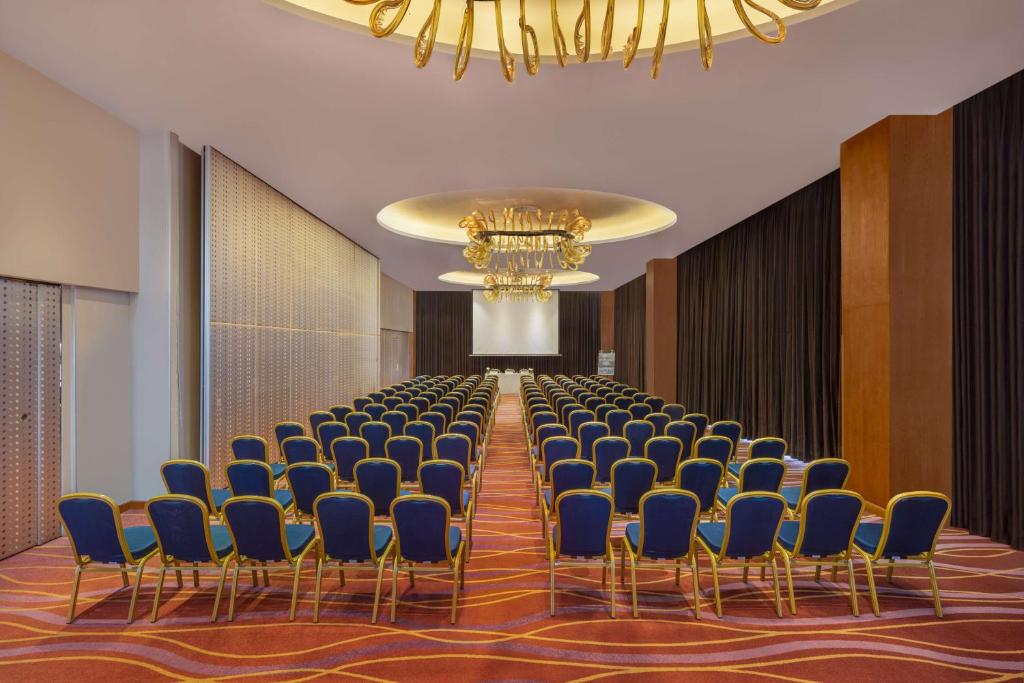 Radisson Hotel Colombo商务区和&#47;或会议室