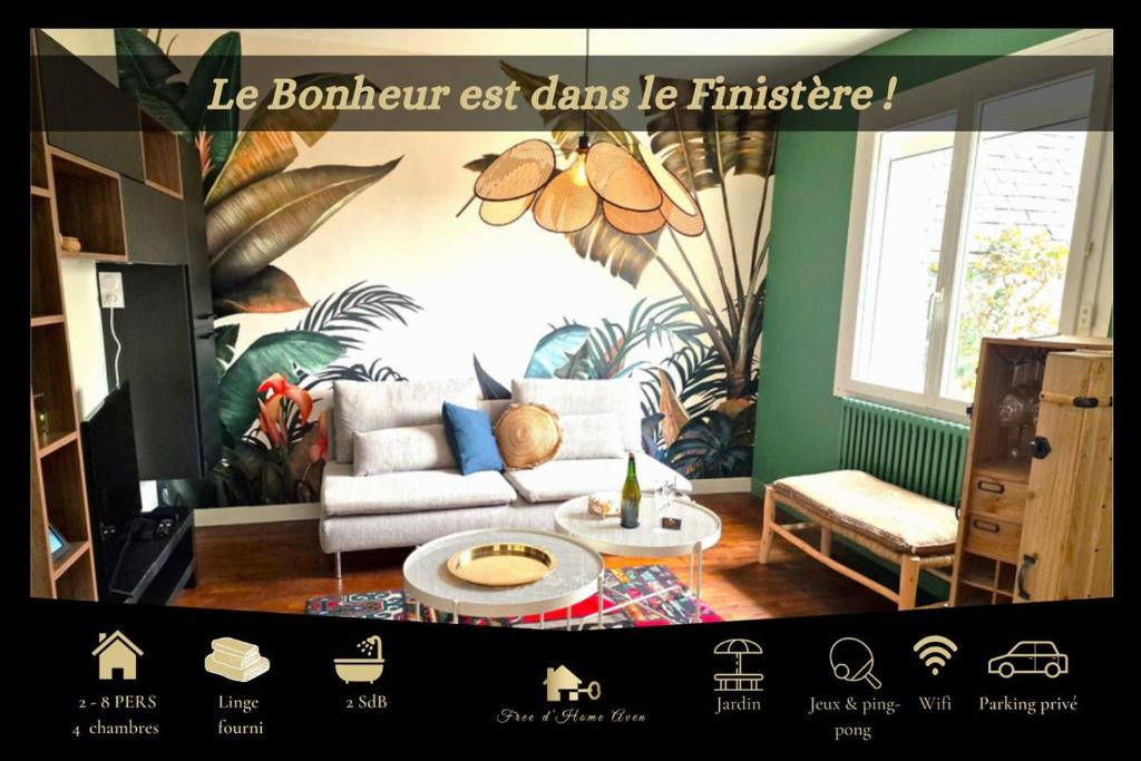 内维兹Bonheur dans le Finistère cosy jardin 2-8 pers的客厅配有沙发和桌子