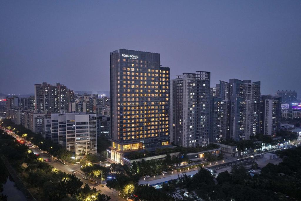 广州Four Points by Sheraton Guangzhou, Dongpu的夜晚在城市的高楼