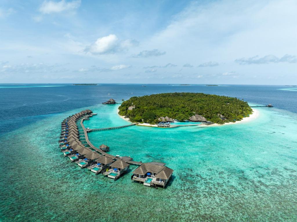 芭环礁杜斯特酒店&度假村的海洋中的岛屿,有度假村